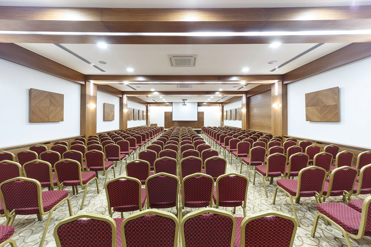Toplantı salonlarımız